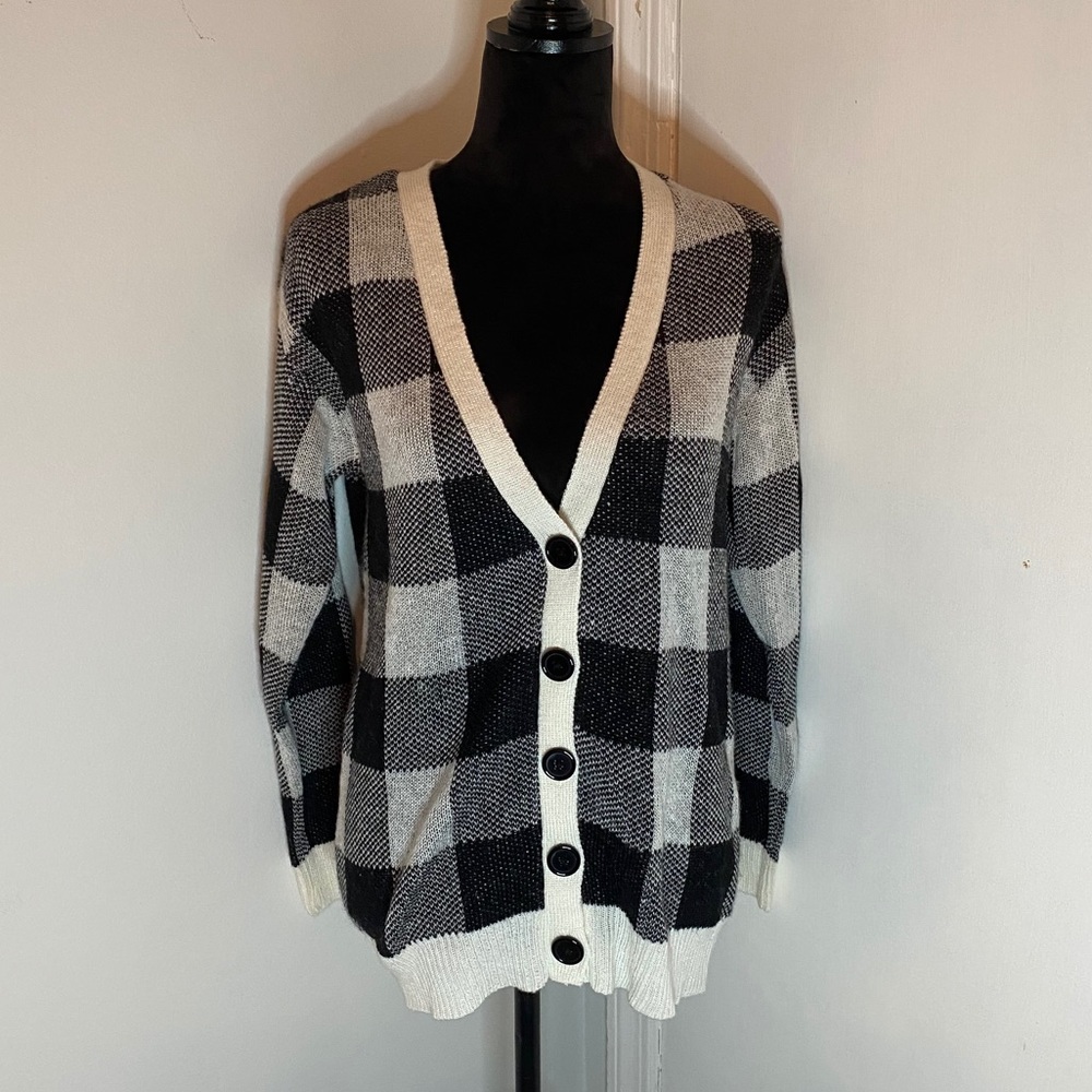 Checkered cardigan
